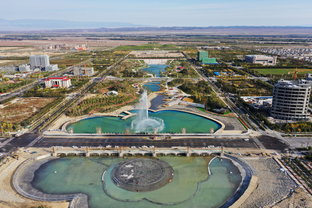 新疆双河总投资5亿元的滨河公园正式开园