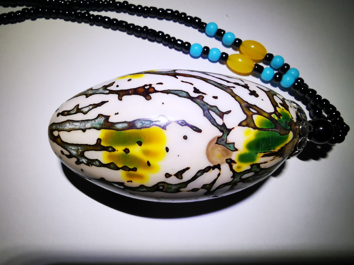 天之手笔大写意在冷风中坐等开果画面佛心果