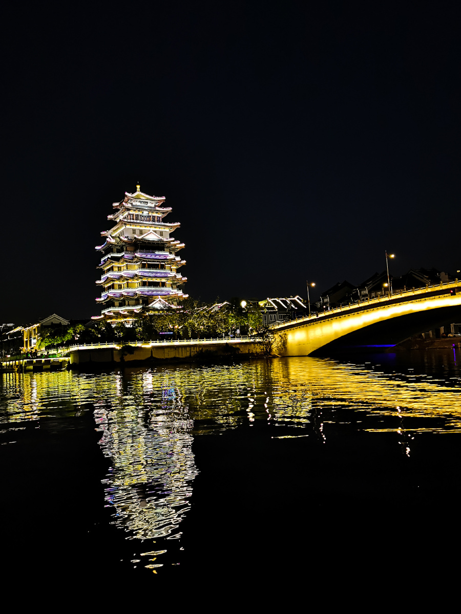 合江楼的白天和黑夜