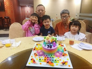961261