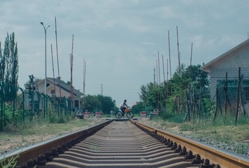 1000025605