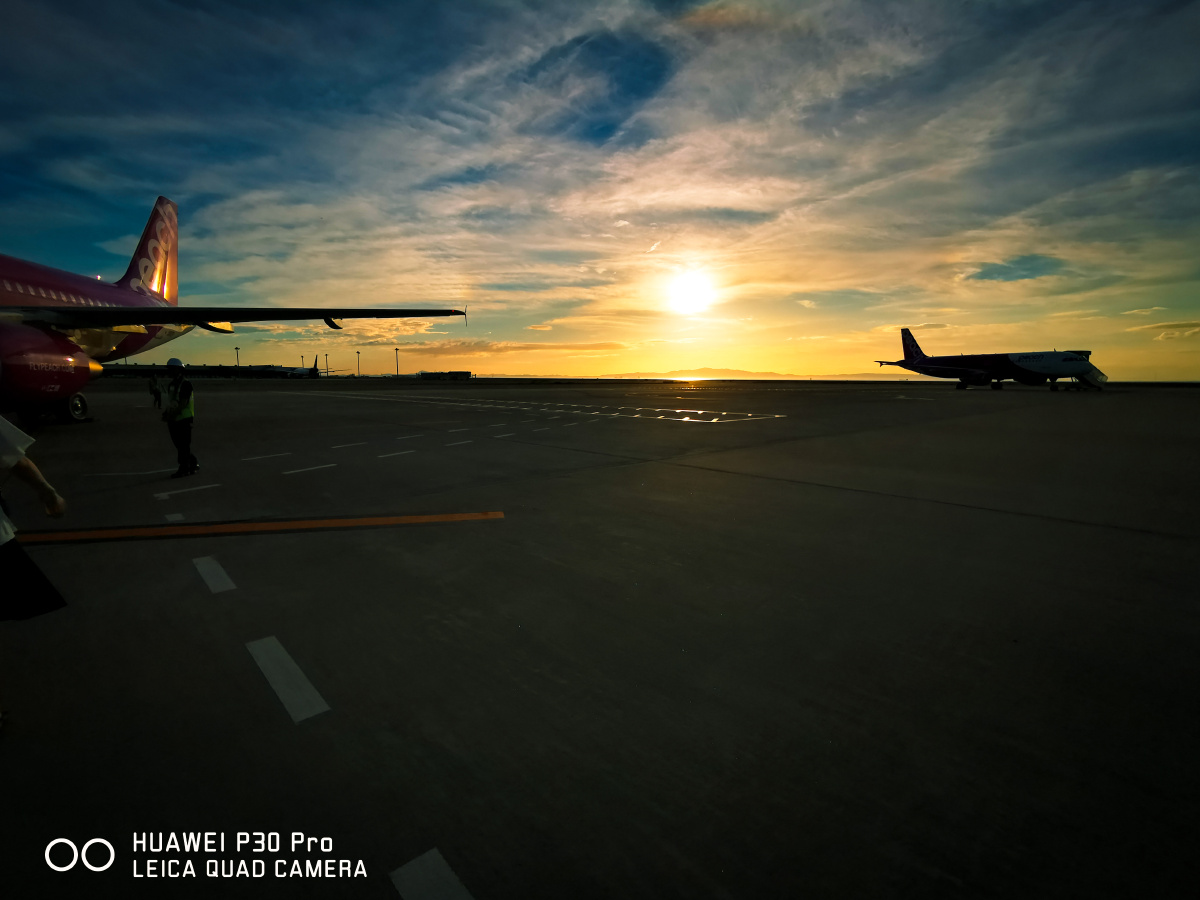 谈笑风生又一年