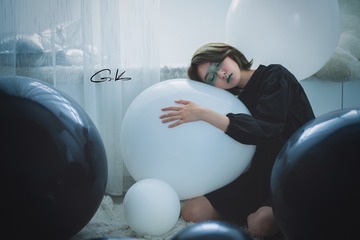 001