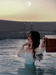 001