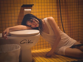 001