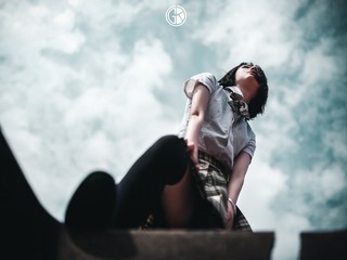 001