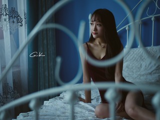 001