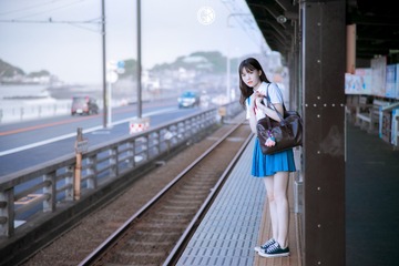 001