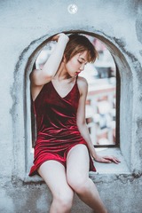 001