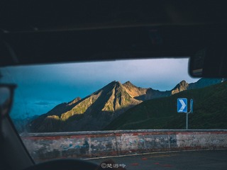 1049910