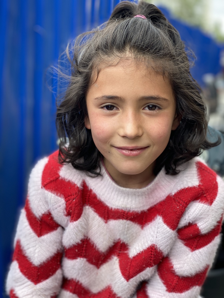 帕米尔高原塔吉克小孩天真烂漫可爱