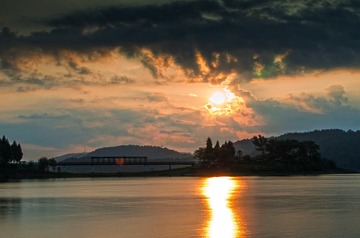 仙海朝霞