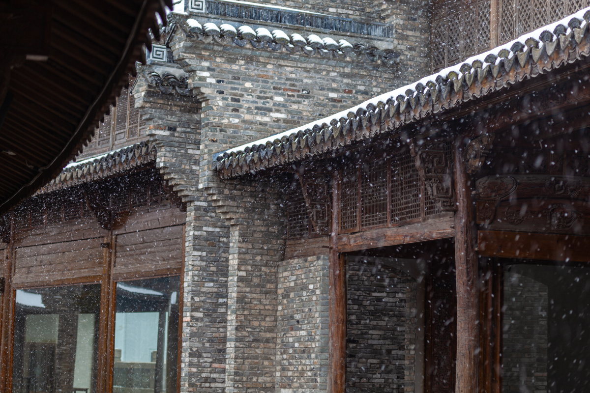 雪中古建筑