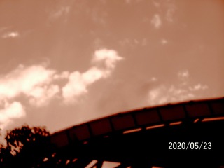 1329371
