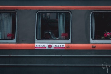 748803