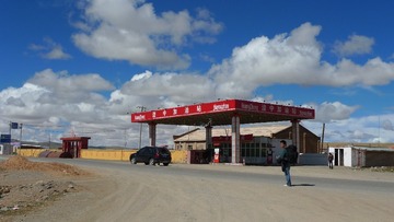L1000400