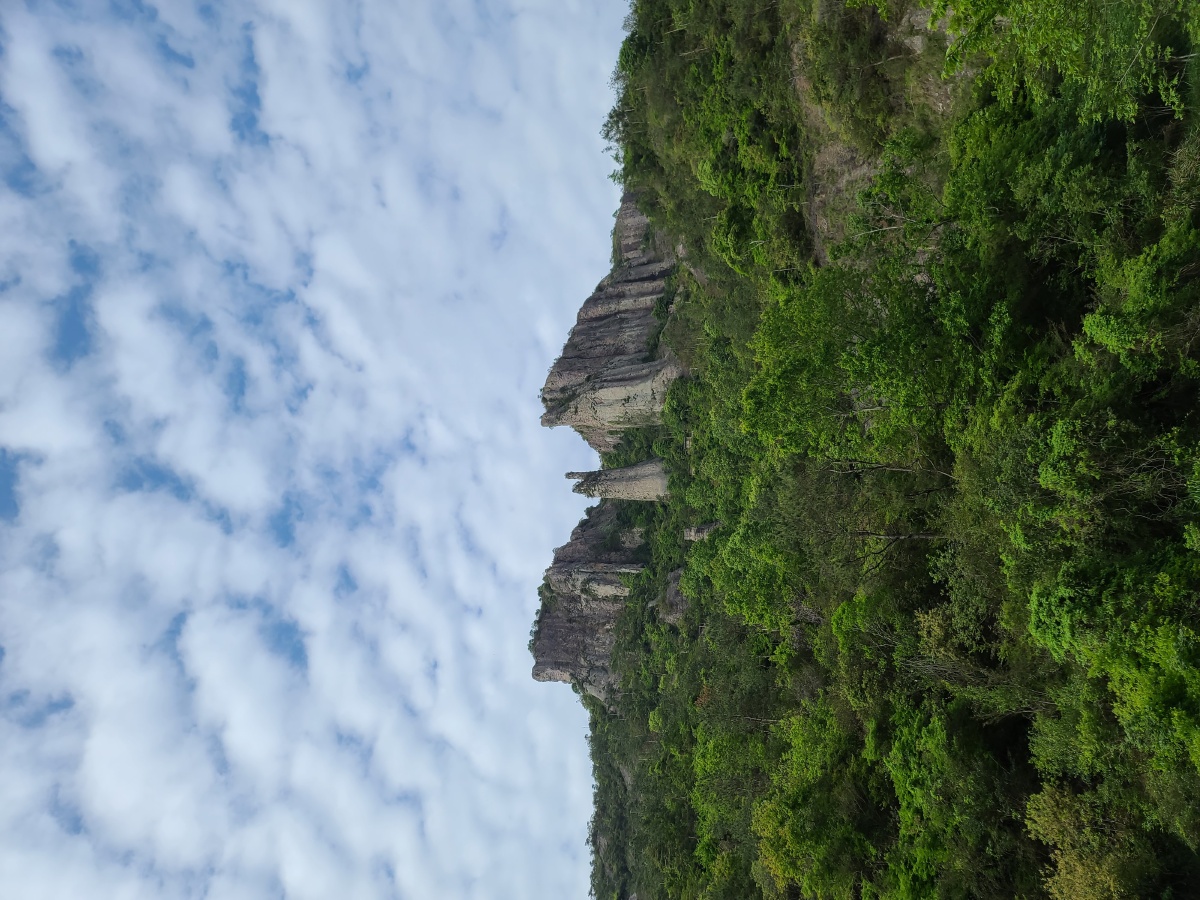 乐清中雁荡山风景如画