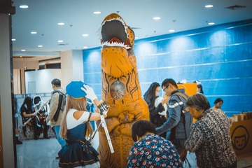 766087