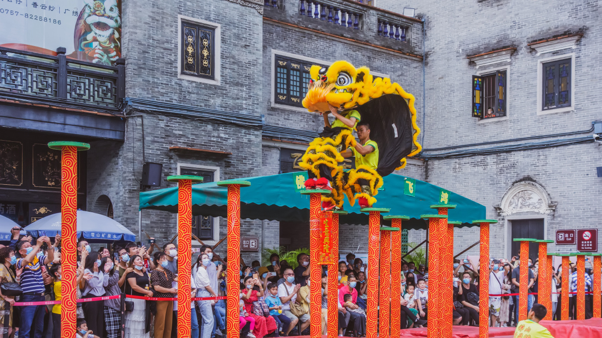 舞狮 br /> 黑卡1,20-11-21,拍摄于佛山祖庙