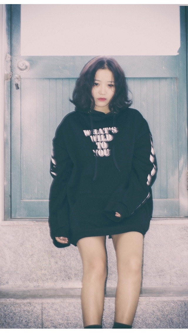 想念如果会有声音 不愿那是悲伤的哭泣 - 中国