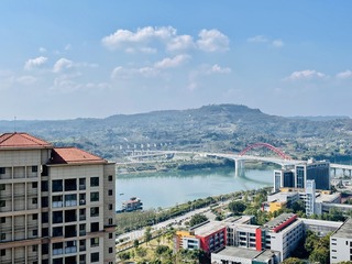 0F081505-E10E-4D1D-8EEB-DD45B59725D9/L0/001