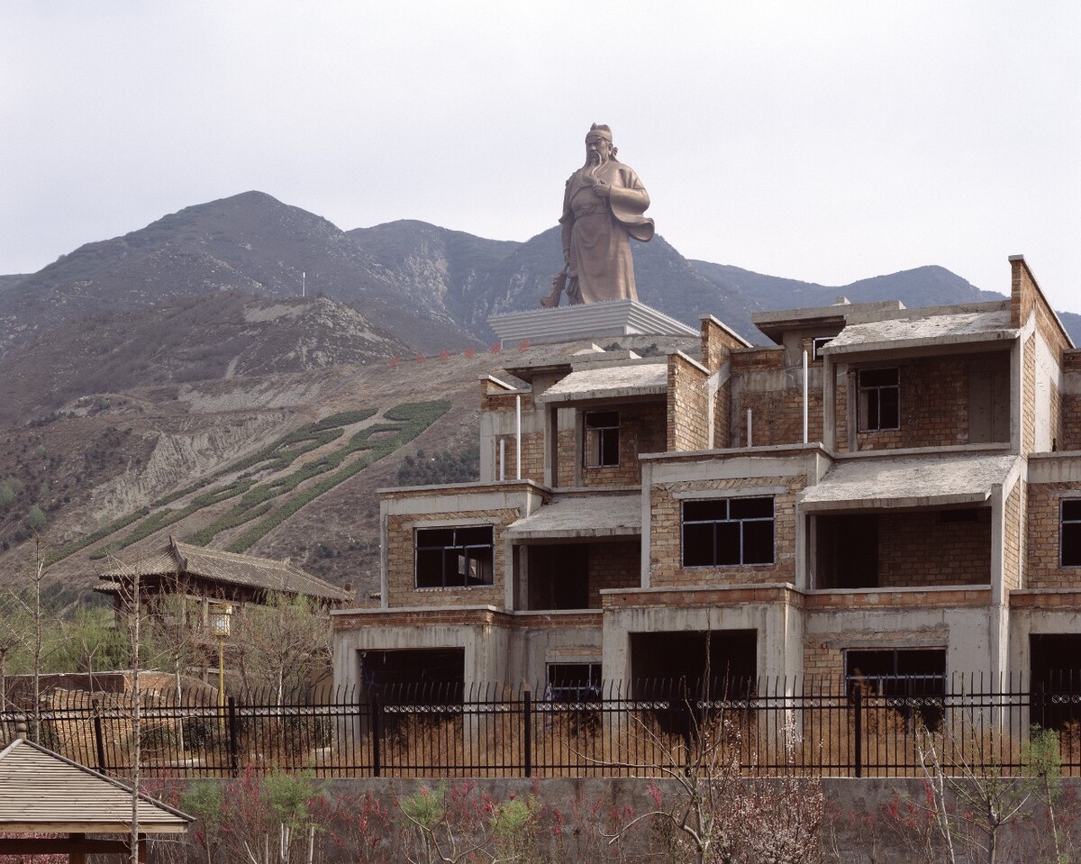 超真实中国 关公故里,山西运城, 2018年。