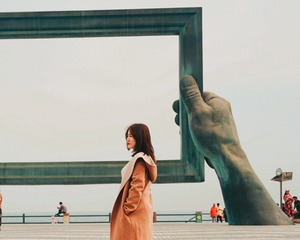 001