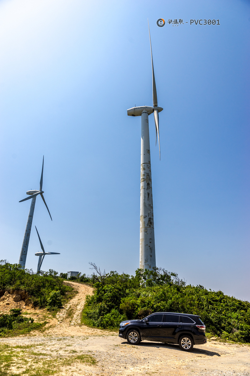 汕头南澳岛上的风力发电机组