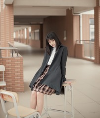 001