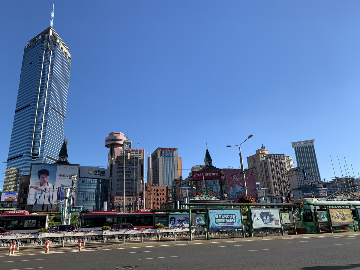 曾经的天津街是大连市最繁华的商业街如今门可罗雀逛罢心痛