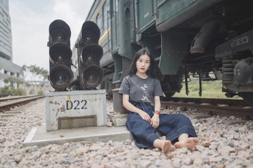 001