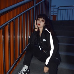 001