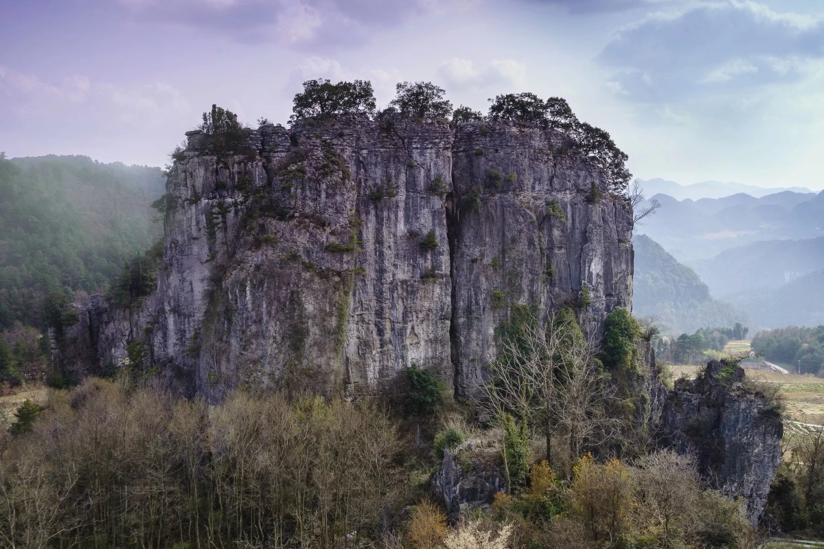 初春的广元石笋坪