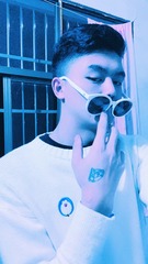 001