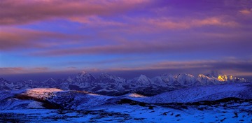 贡嘎山群峰