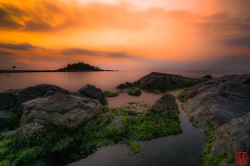 海滩晨光