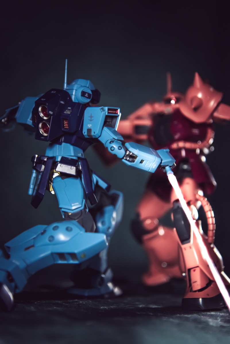 狙击型吉姆2vs扎古2夏亚专用机