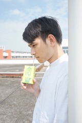 001
