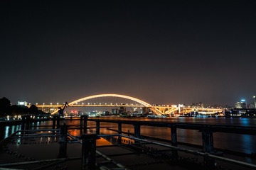 37229