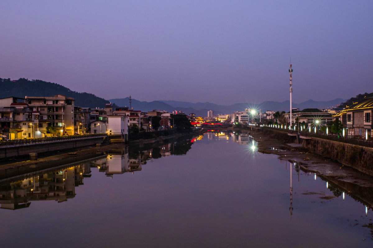 汀江河夜色拍摄于长汀