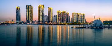 东湖公园曼哈顿夜色