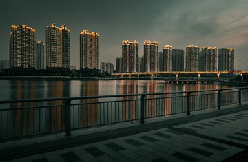 水上夜色-锦州市东湖公园