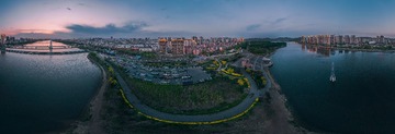 东湖公园西半部合成全景