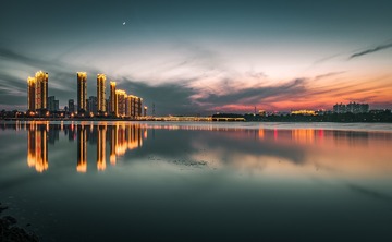 黄昏曼哈顿-锦州