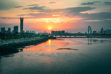 东湖日落