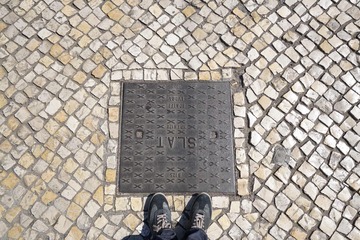 001