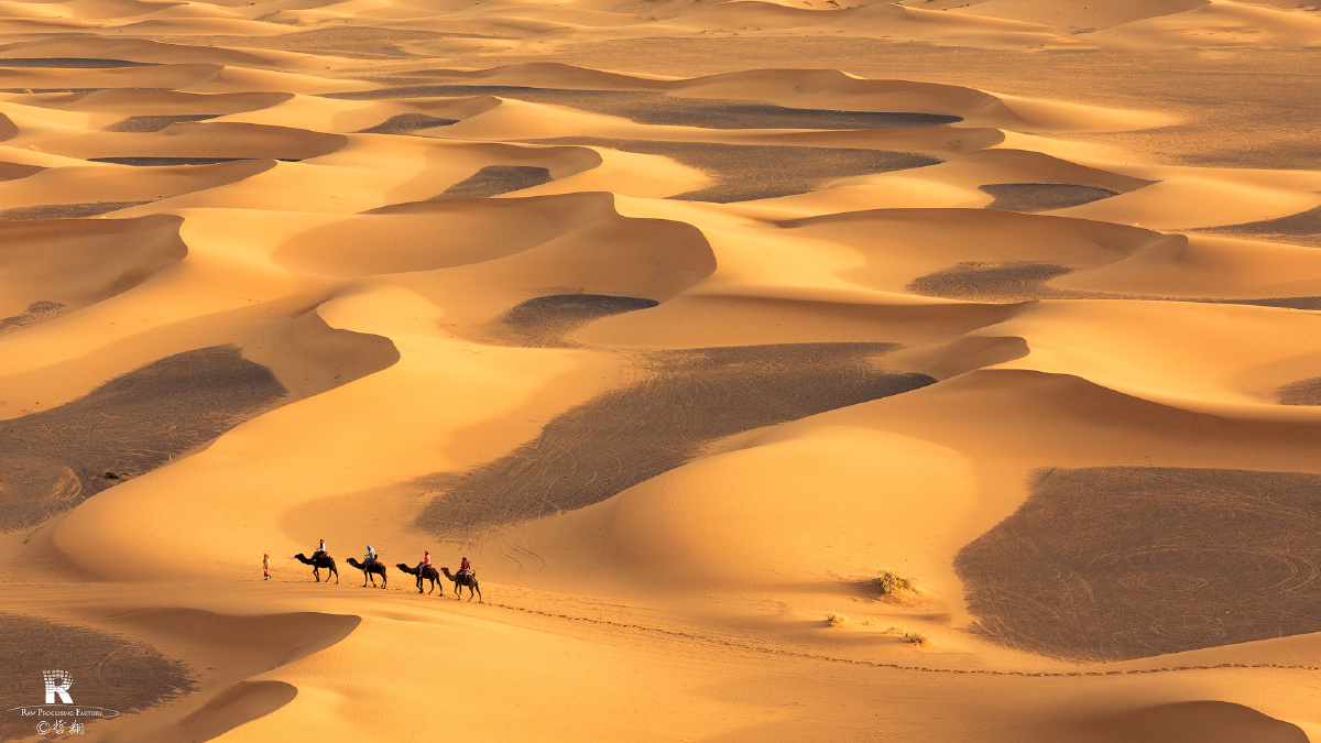 拍摄于摩洛哥撒哈拉沙漠