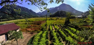 皖南川藏线——苏红村全景图1