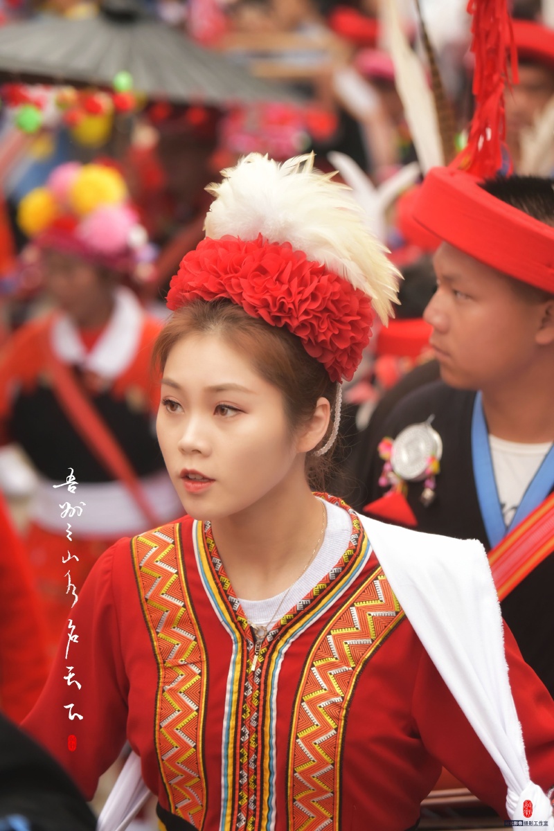 2019连南千年瑶寨盘王节偶遇当地瑶族沙腰妹演员仅仅一次拍摄机会后来