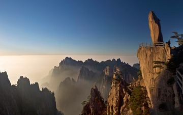 飞来石夕照